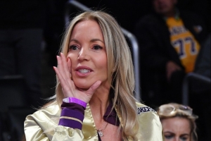 nba直播857直播_nba直播857在线直播_免费观看nba直播857直播