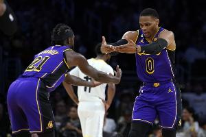 nba直播在线直播在哪里可以看直播_nba直播在线直播在哪里可以看在线直播_免费观看nba直播在线直播在哪里可以看直播